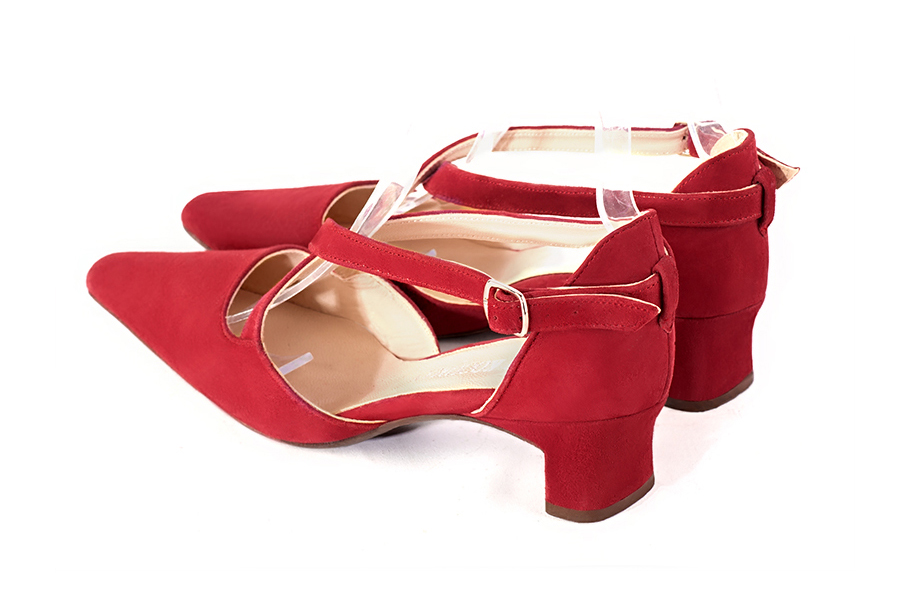Women's cardinal red open side dress shoes, with crossed straps. Tapered toe. Low kitten heels - Rear view